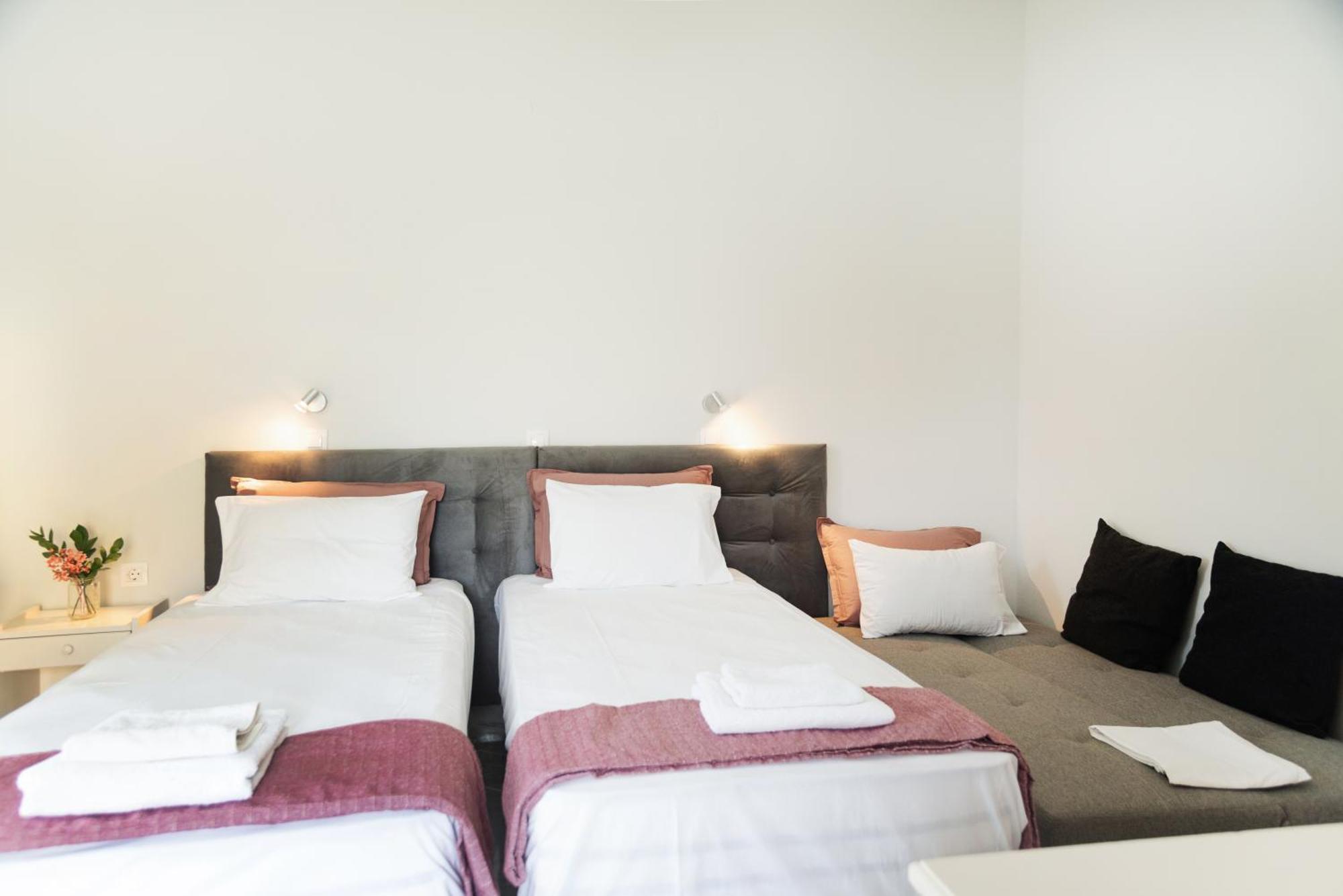 Kates Apartments Kávos Zewnętrze zdjęcie