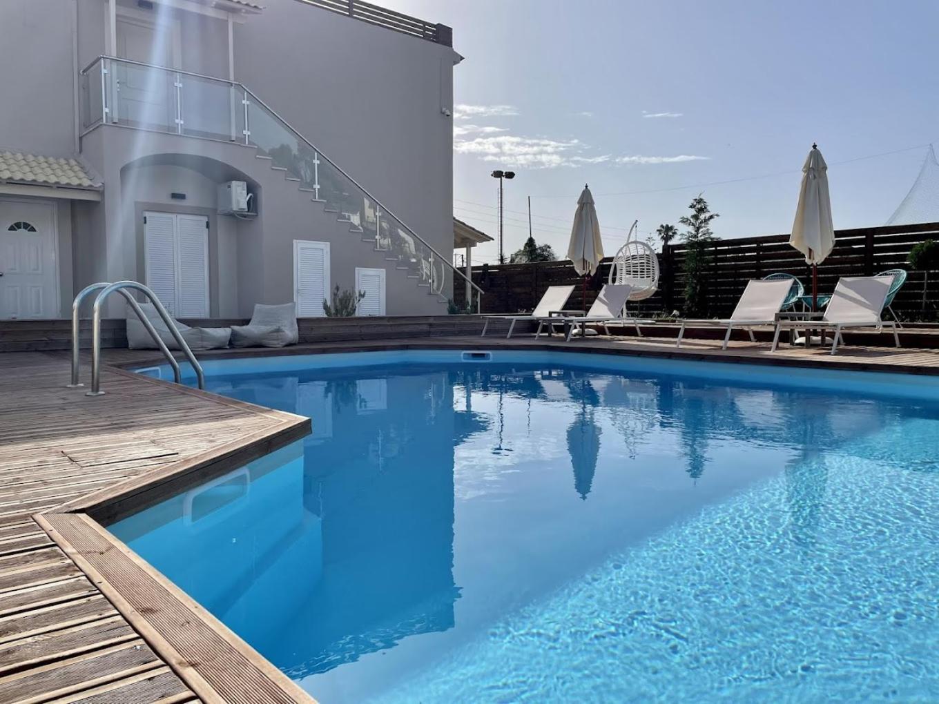 Kates Apartments Kávos Zewnętrze zdjęcie